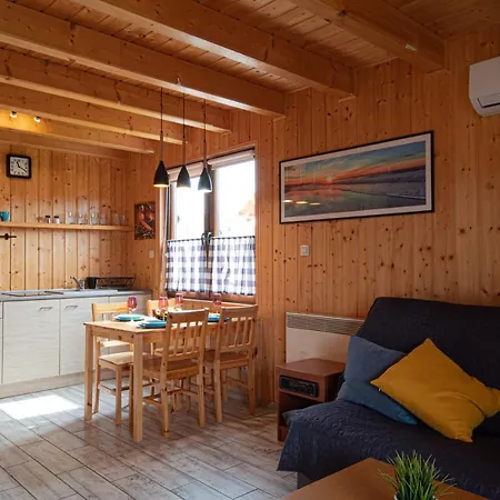 I Al Mare منتزه العطل سيانوزيتي